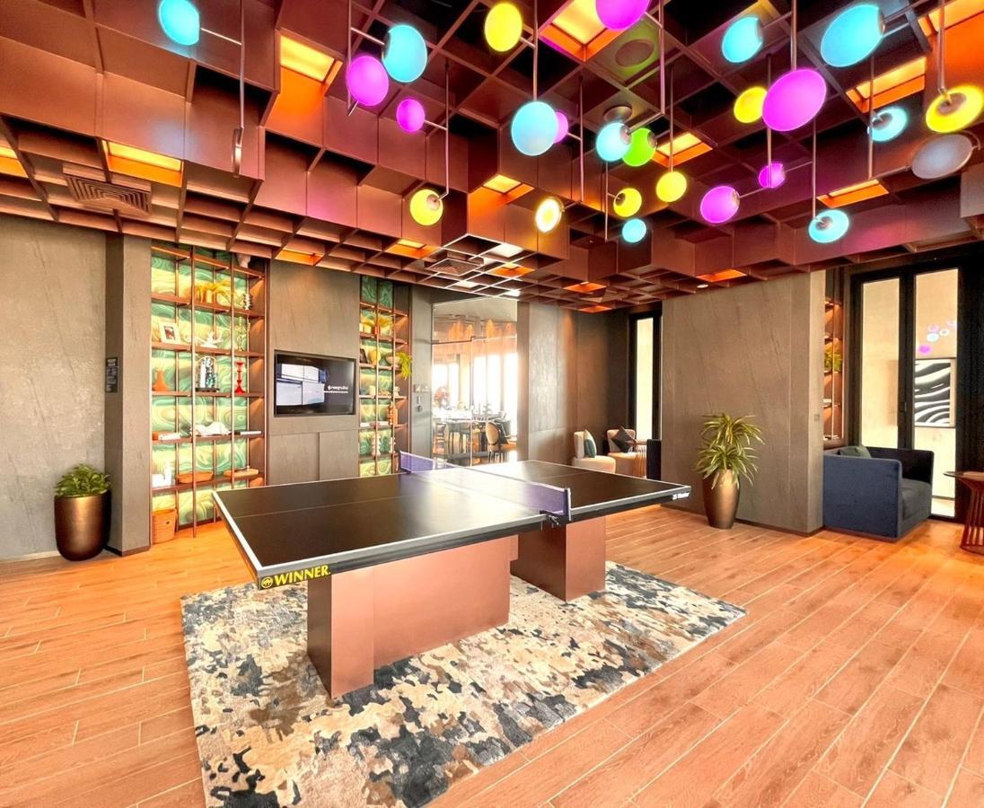 Edge Central Apartment *